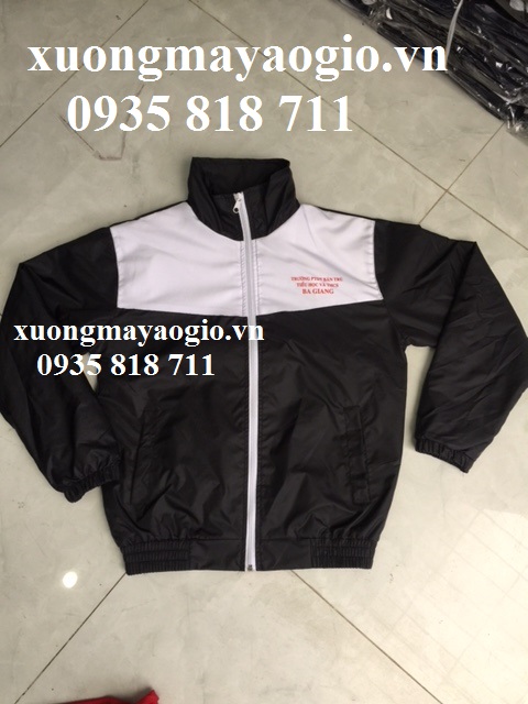 xưởng may áo khoác học sinh